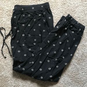 100% rayon comfy joggers. Black with white detail